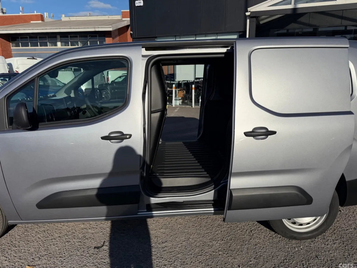 Citroen Berlingo Van, Diesel, 2026, Grey