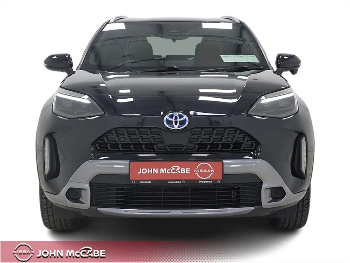 Toyota Yaris Cross Hatchback, Petrol Hybrid, 2023, Black