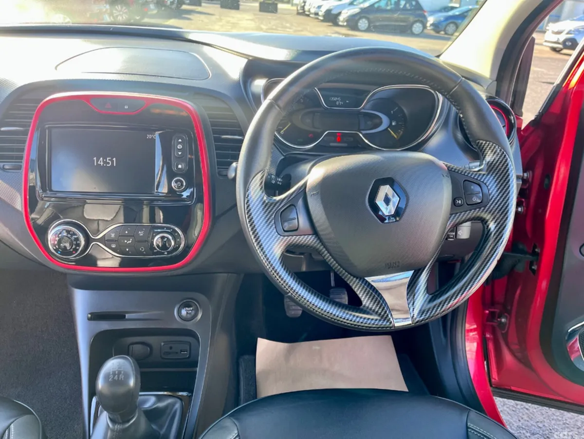 Renault Captur Hatchback, Diesel, 2016, Red