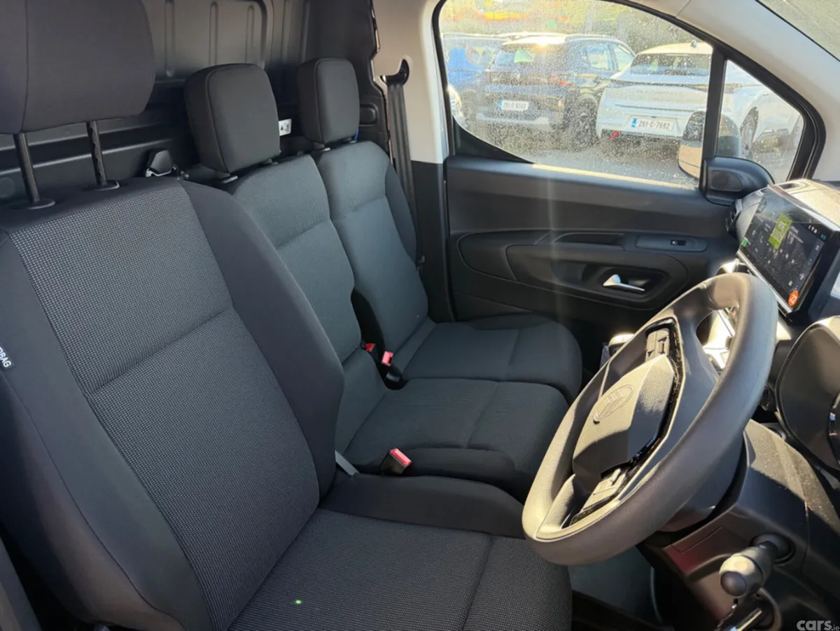 Citroen Berlingo Van, Diesel, 2026, Grey