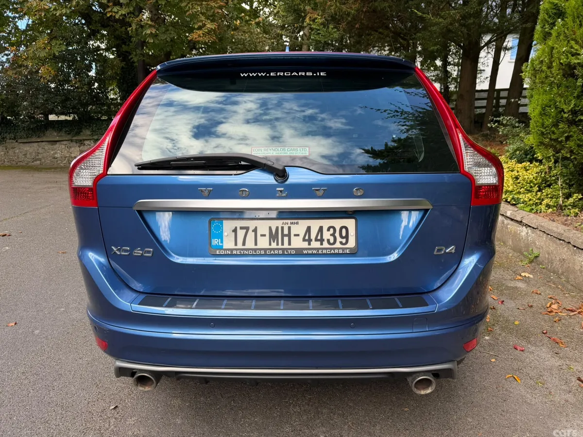 Volvo XC60 SUV, Diesel, 2017, Blue