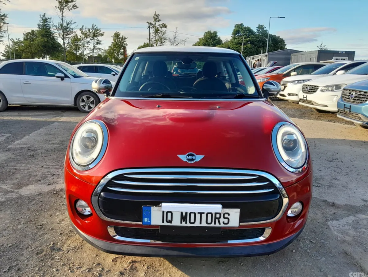 Mini Cooper Hatchback, Diesel, 2017, Red