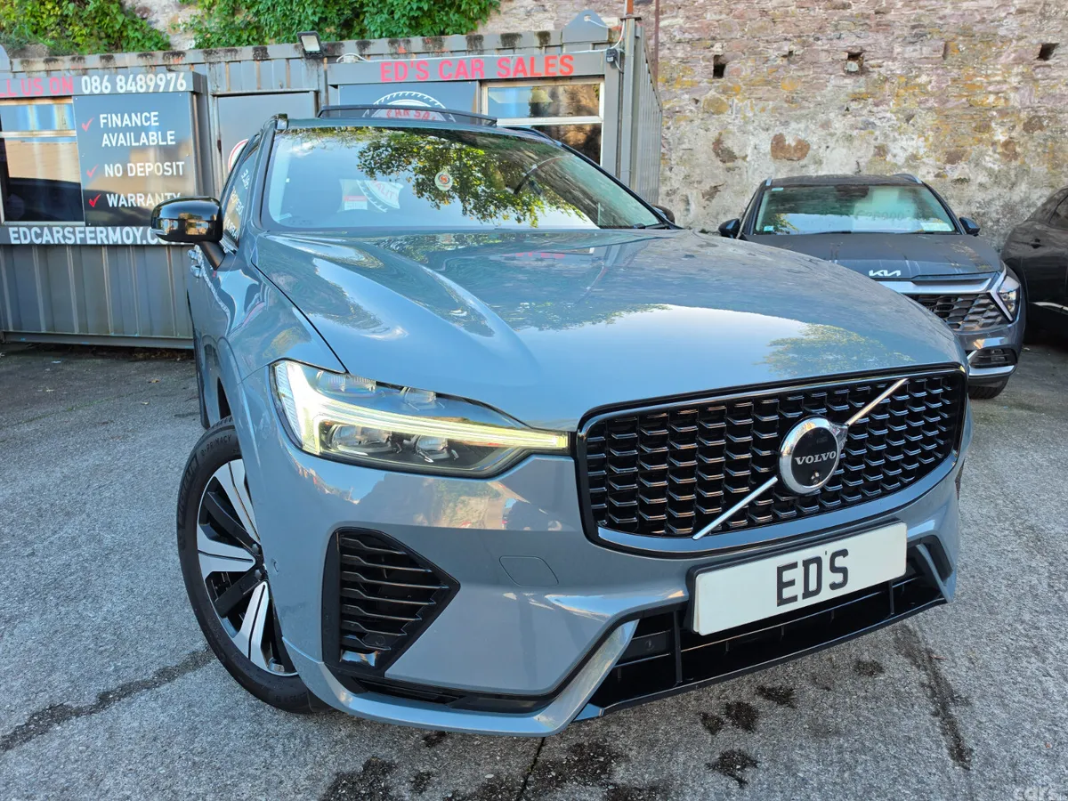 Volvo XC60 SUV, Petrol Hybrid, 2023, Grey