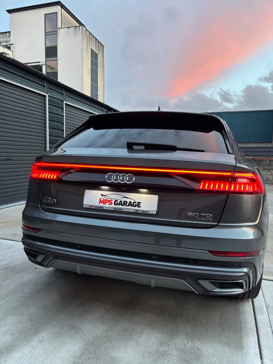 Audi Q8 Estate, Diesel, 2018, Grey