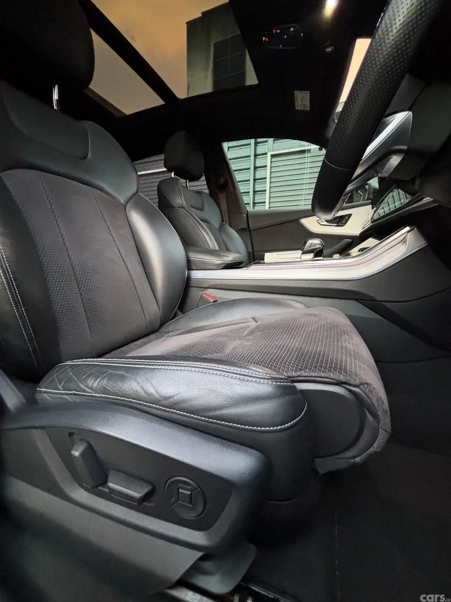 Audi Q8 Estate, Diesel, 2018, Grey