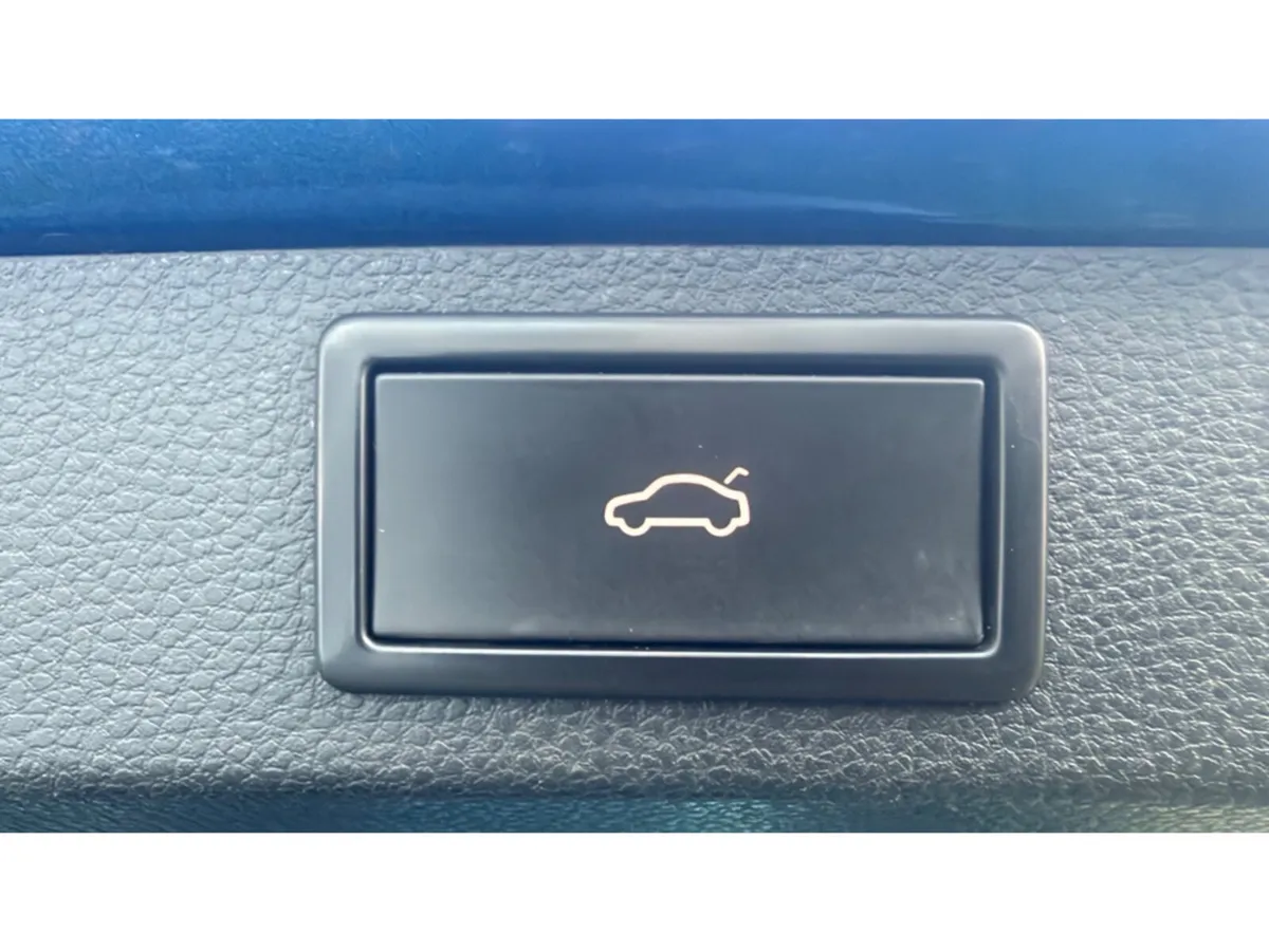 Skoda Karoq SUV, Petrol, 2022, Blue