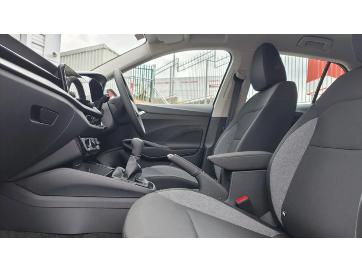 Skoda Fabia Hatchback, Petrol, 2026, White