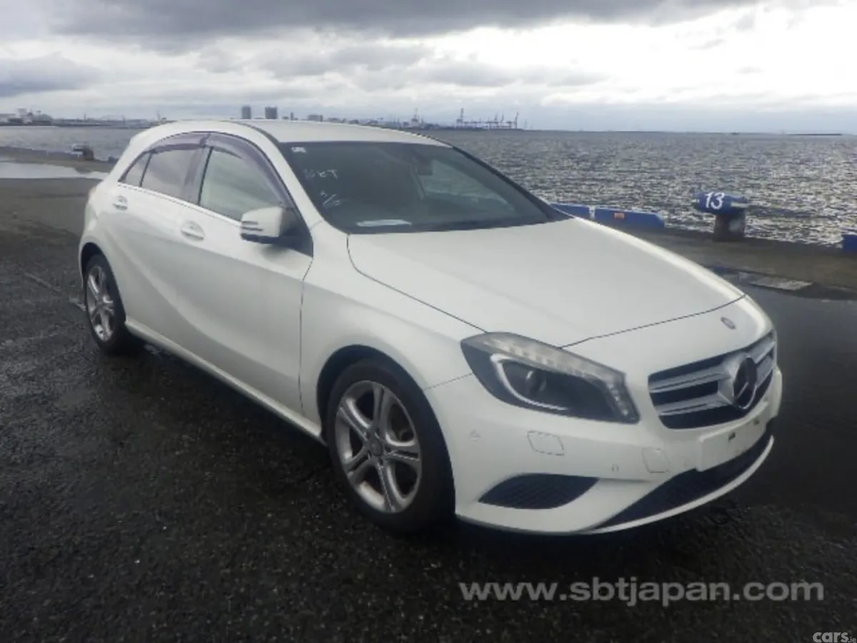Mercedes-Benz A-Class Hatchback, Petrol, 2013, White