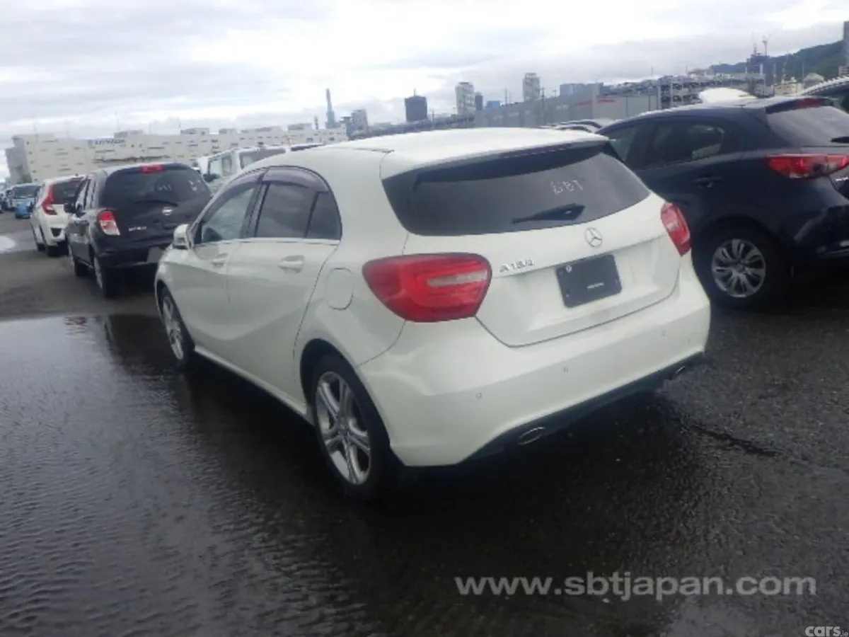Mercedes-Benz A-Class Hatchback, Petrol, 2013, White