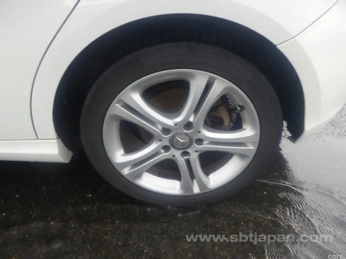 Mercedes-Benz A-Class Hatchback, Petrol, 2013, White