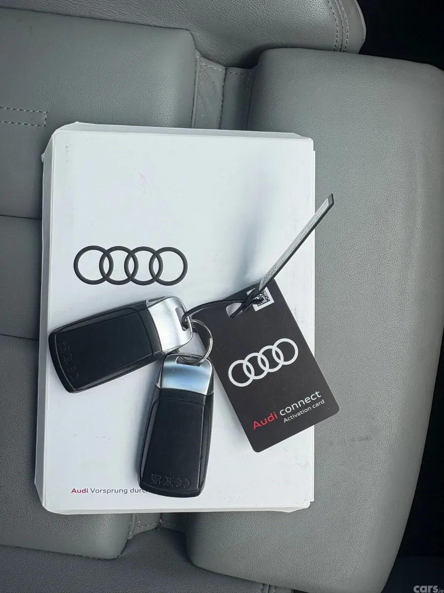 Audi A4 Saloon, Petrol, 2022, Grey