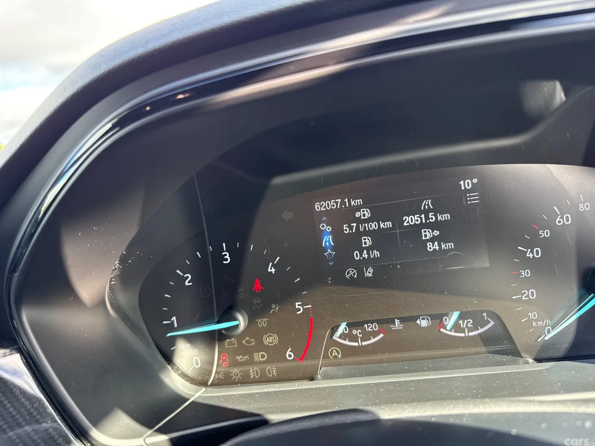 Ford Focus Hatchback, Diesel, 2021, Grey