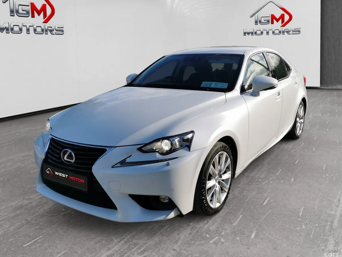 Lexus IS Saloon, Petrol Hybrid, 2015, White