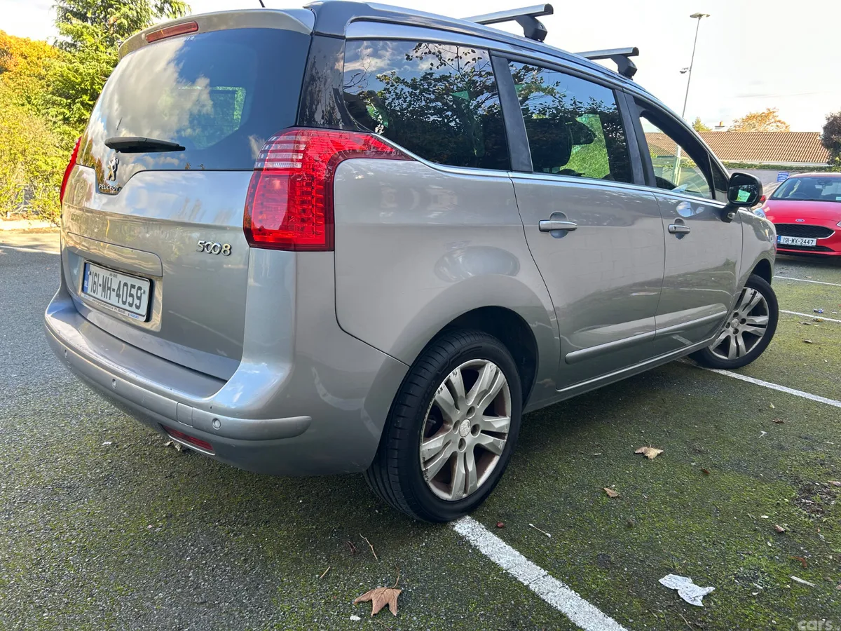 Peugeot 5008 MPV, Diesel, 2016, Grey