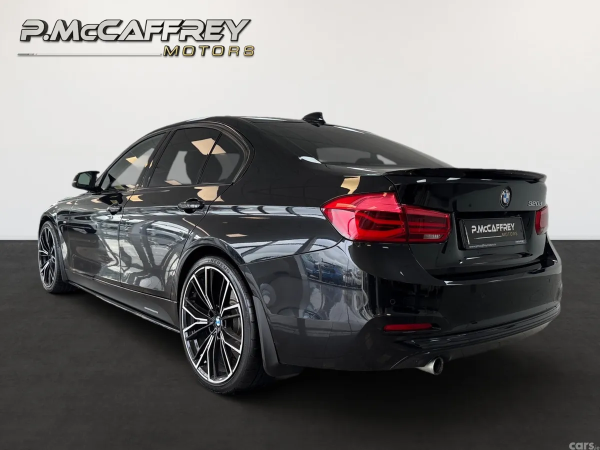 BMW 3-Series Saloon, Diesel, 2016, Black