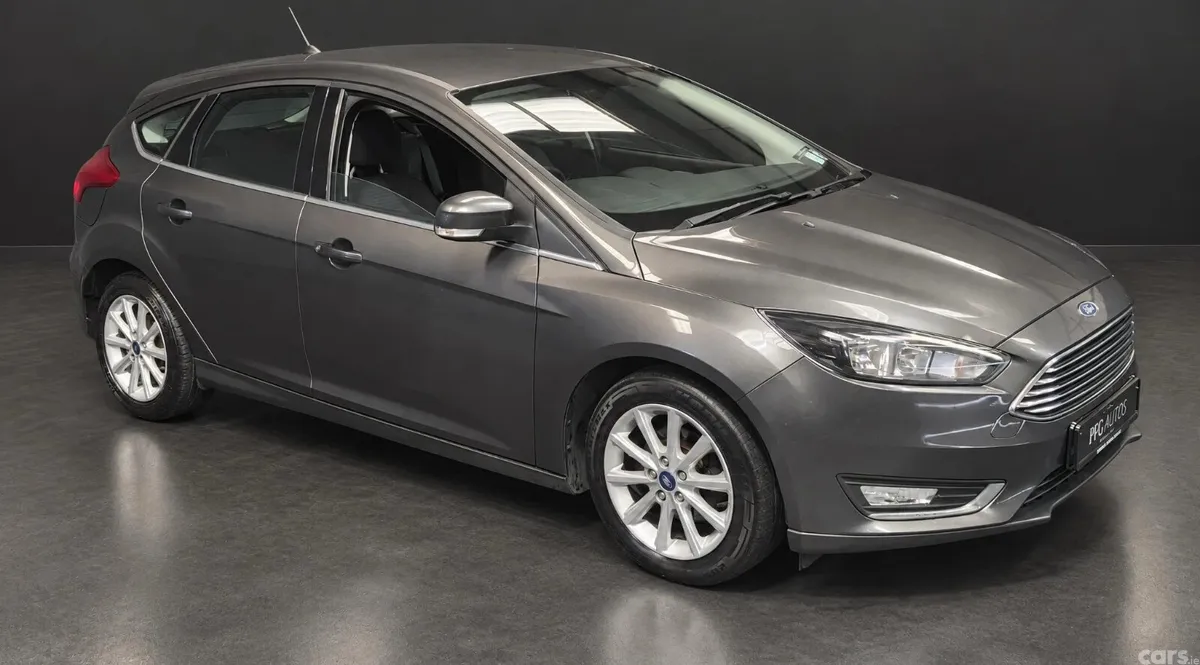 Ford Focus Hatchback, Diesel, 2019, Grey