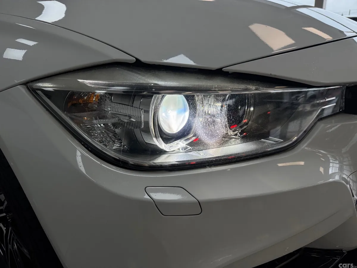 BMW 3-Series Saloon, Diesel, 2015, White