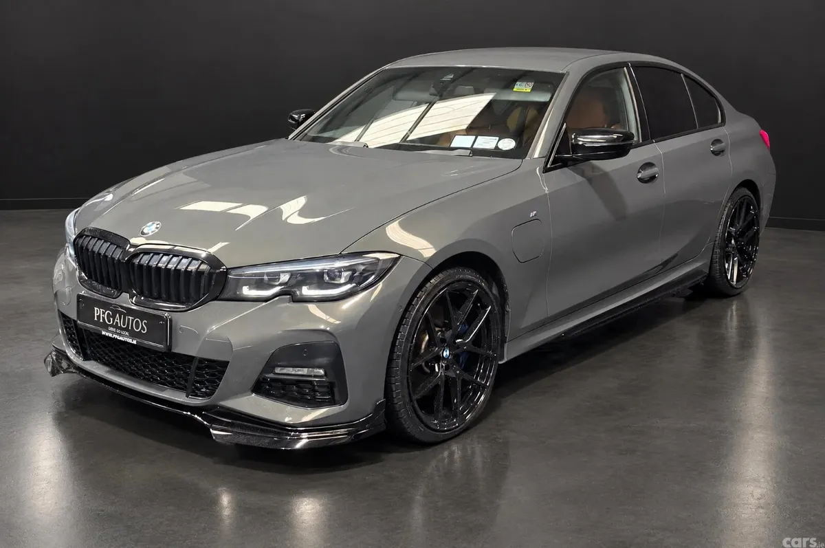 BMW 3-Series Saloon, Petrol Plug-in Hybrid, 2021, Grey