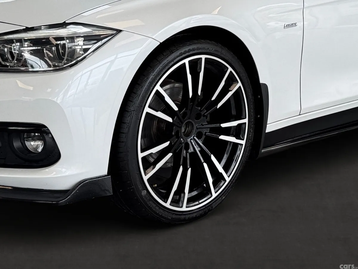 BMW 3-Series Estate, Diesel, 2017, White