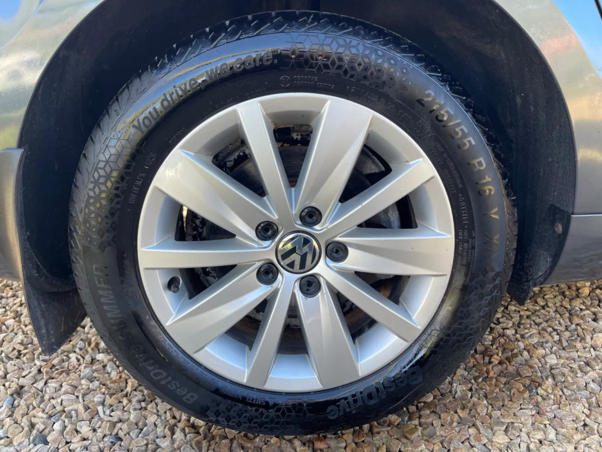 Volkswagen Passat Saloon, Diesel, 2014, Grey