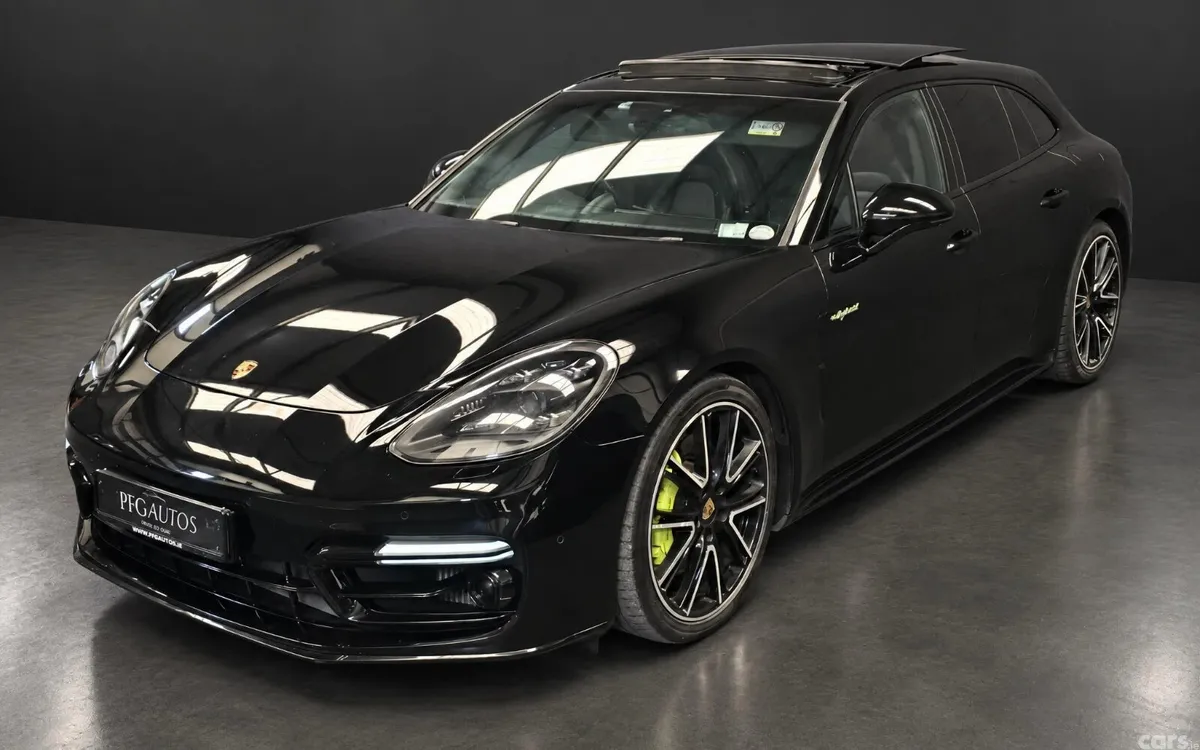 Porsche Panamera Estate, Petrol Plug-in Hybrid, 2018, Black