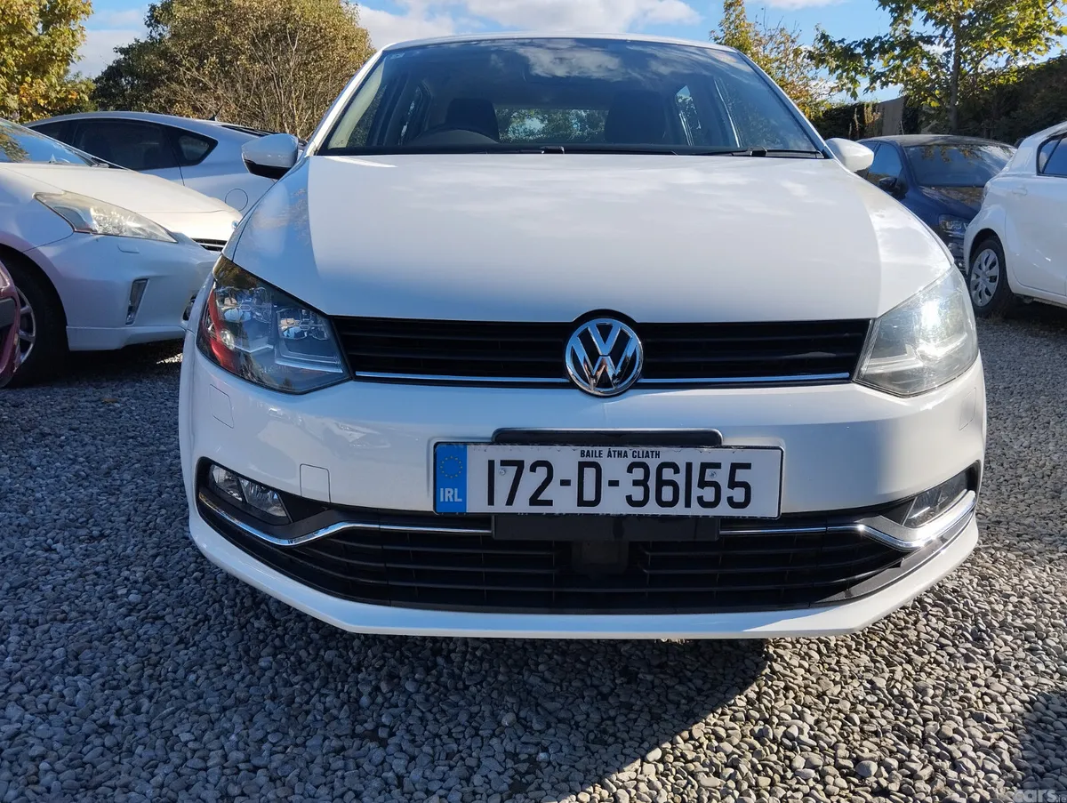 Volkswagen Polo Hatchback, Petrol, 2017, White