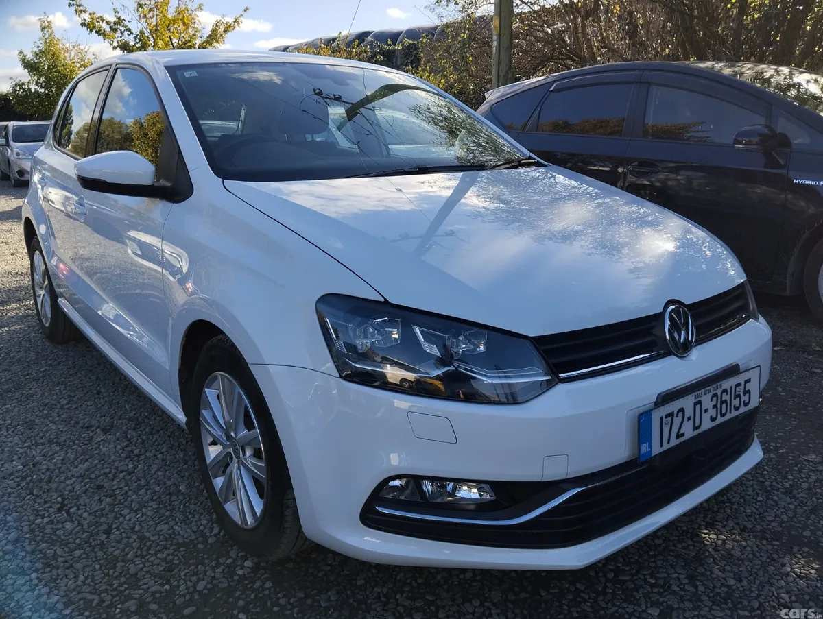 Volkswagen Polo Hatchback, Petrol, 2017, White
