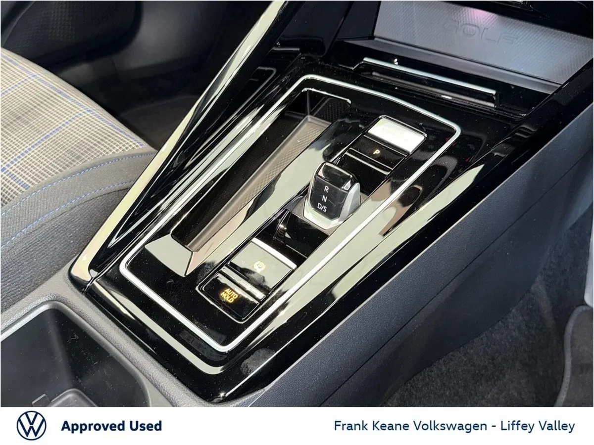 Volkswagen Golf Hatchback, Petrol Plug-in Hybrid, 2026, Silver
