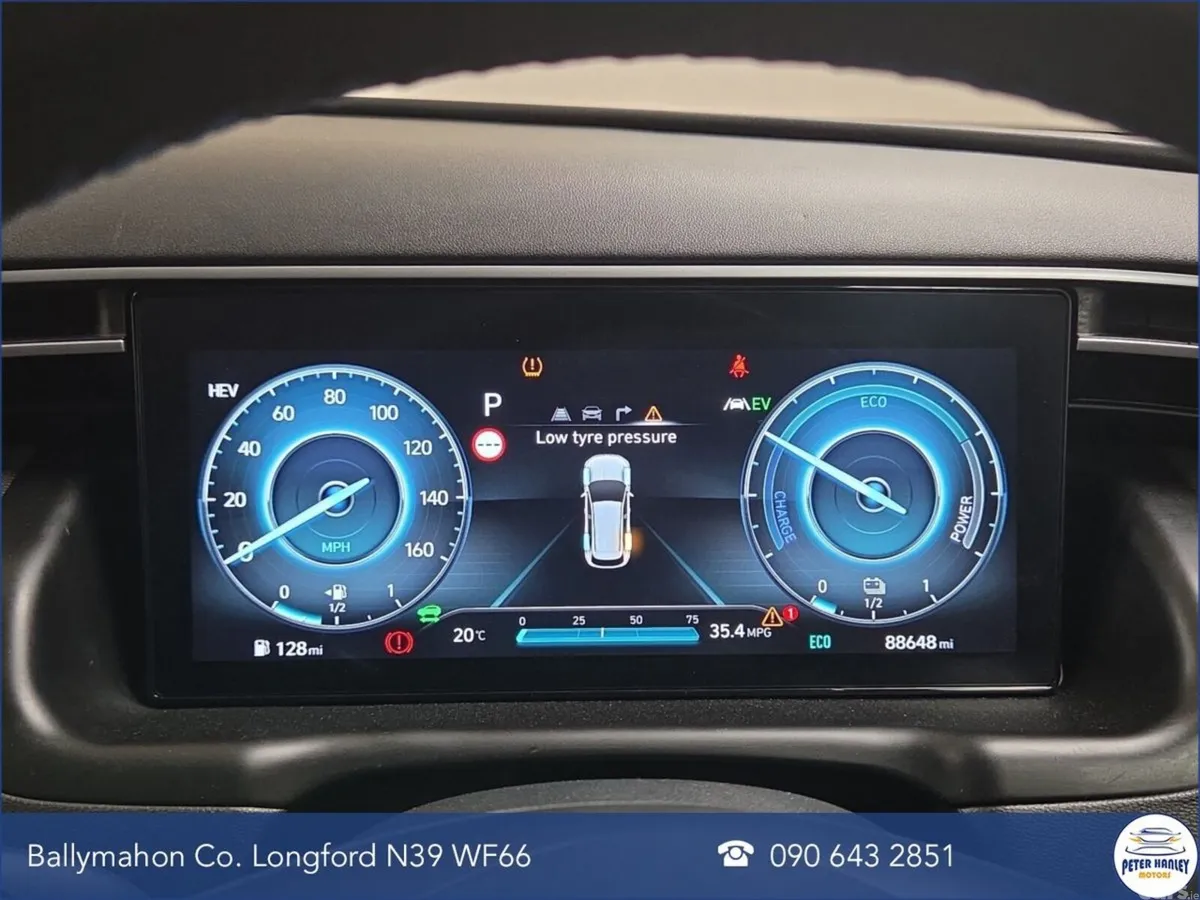 Hyundai Tucson SUV, Petrol Plug-in Hybrid, 2023, Grey