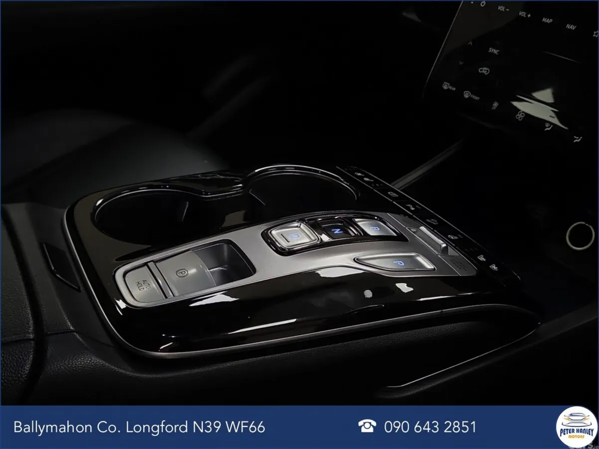 Hyundai Tucson SUV, Petrol Plug-in Hybrid, 2023, Grey