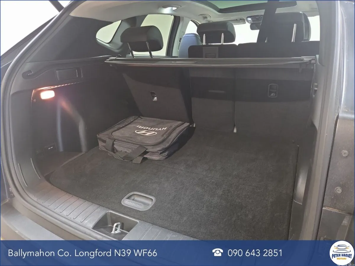 Hyundai Tucson SUV, Petrol Plug-in Hybrid, 2023, Grey