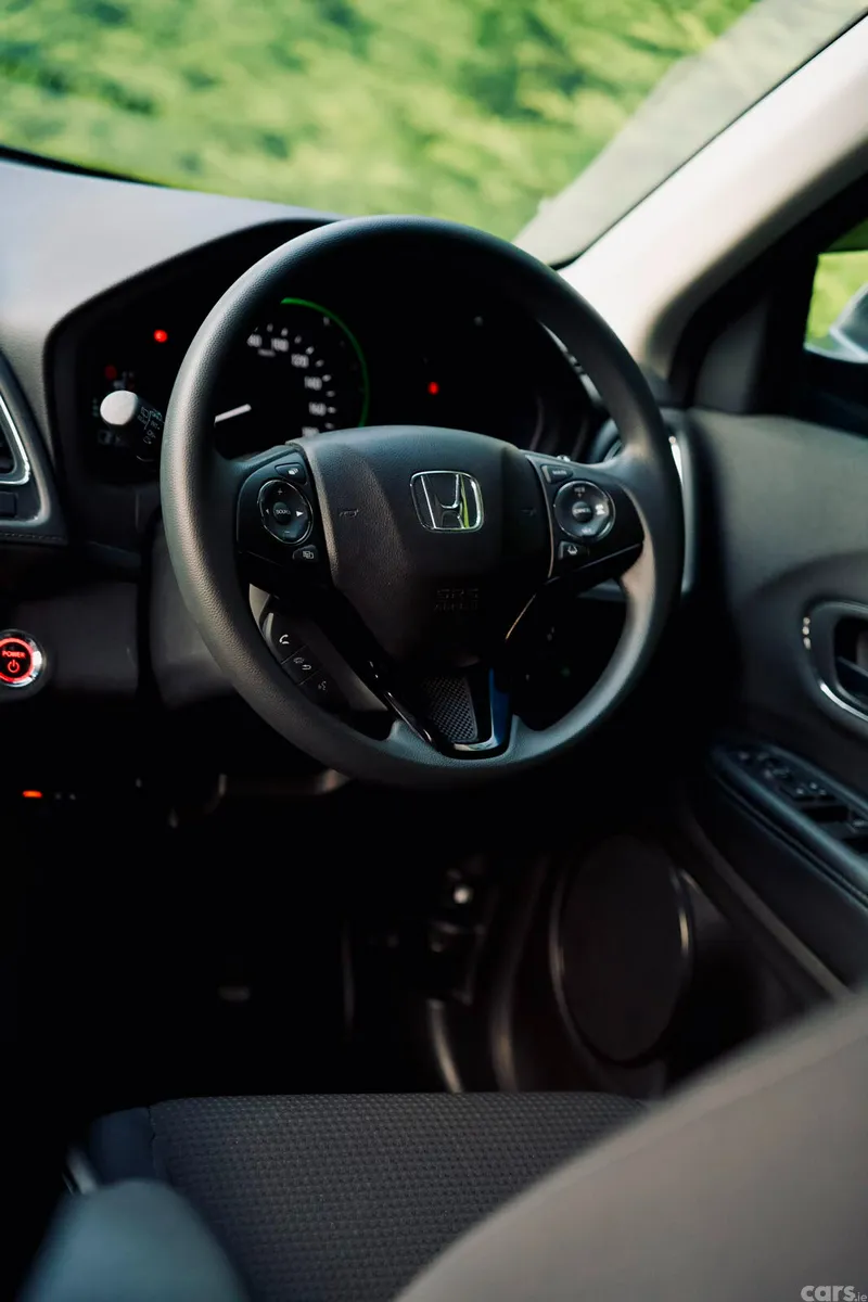 Honda Vezel Hatchback, Petrol Hybrid, 2019, Blue