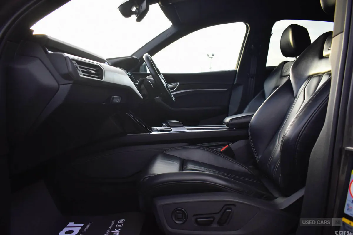 Audi e-tron SUV, Electric, 2022, Grey