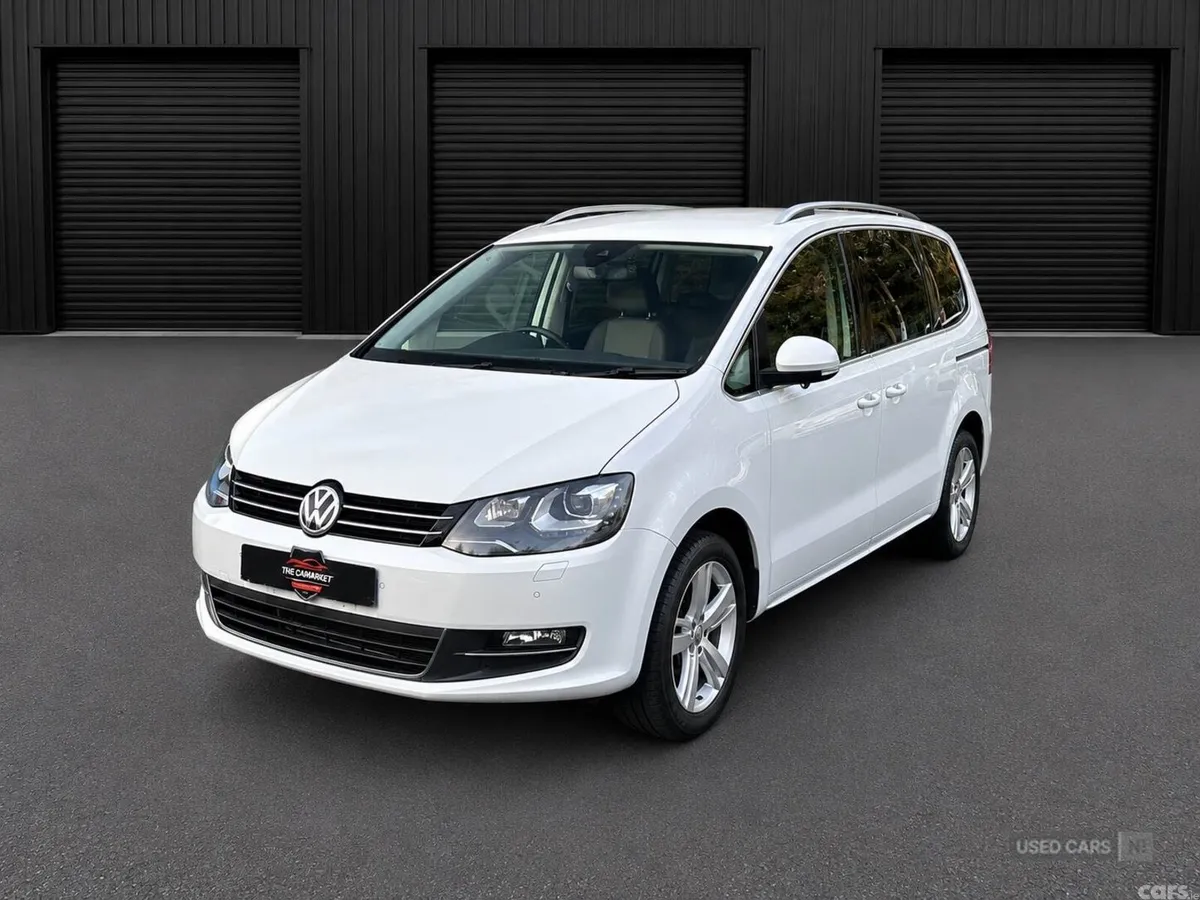 Volkswagen Sharan , Petrol, 2015, 