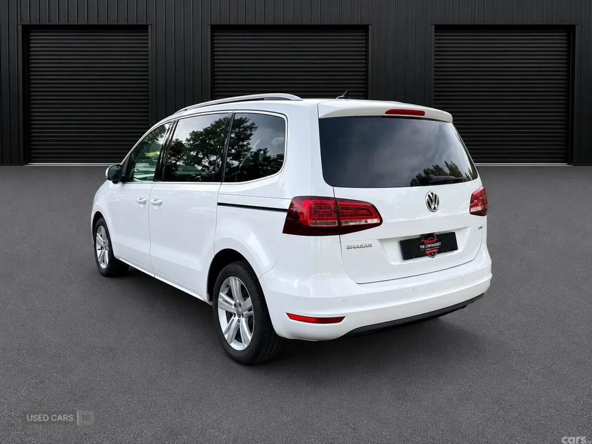 Volkswagen Sharan , Petrol, 2015, 