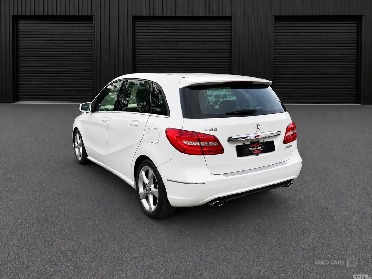 Mercedes-Benz B-Class , Petrol, 2014, White