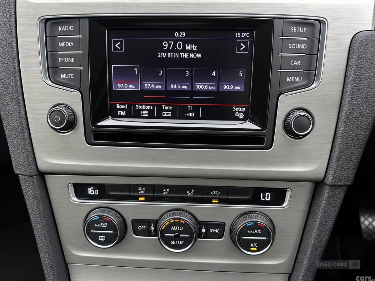 Volkswagen Golf , Petrol, 2014, Grey