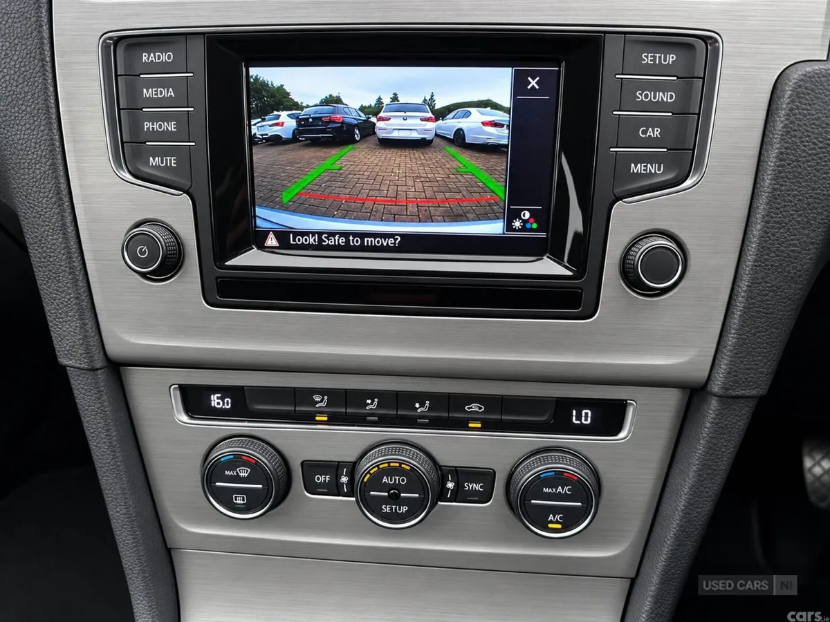 Volkswagen Golf , Petrol, 2014, Grey