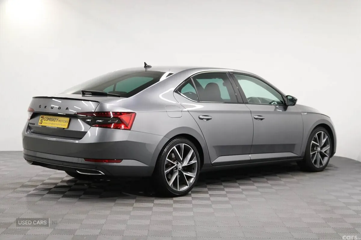 Skoda Superb Hatchback, Diesel, 2024, Grey