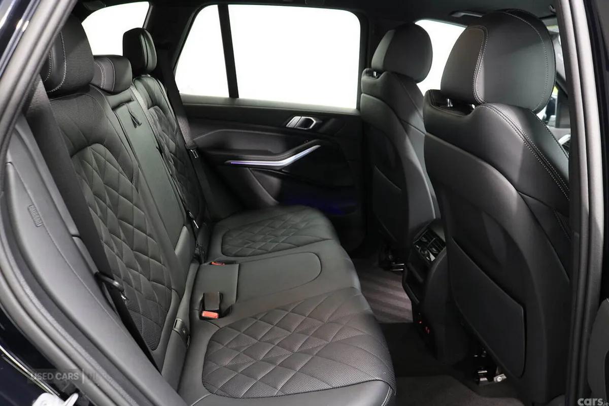 BMW X5 SUV, Petrol Hybrid, 2023, Black