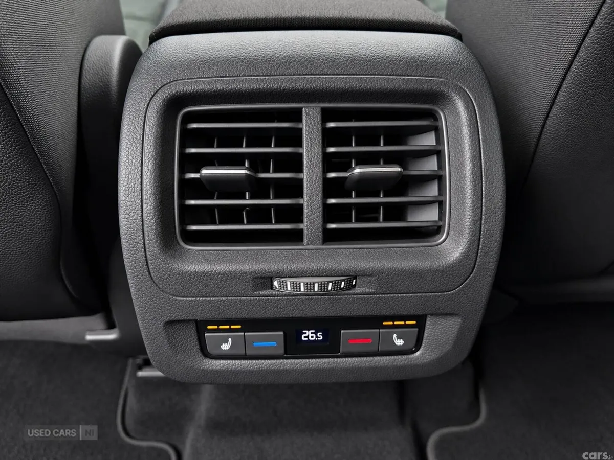 Volkswagen Touran , Petrol, 2016, Black