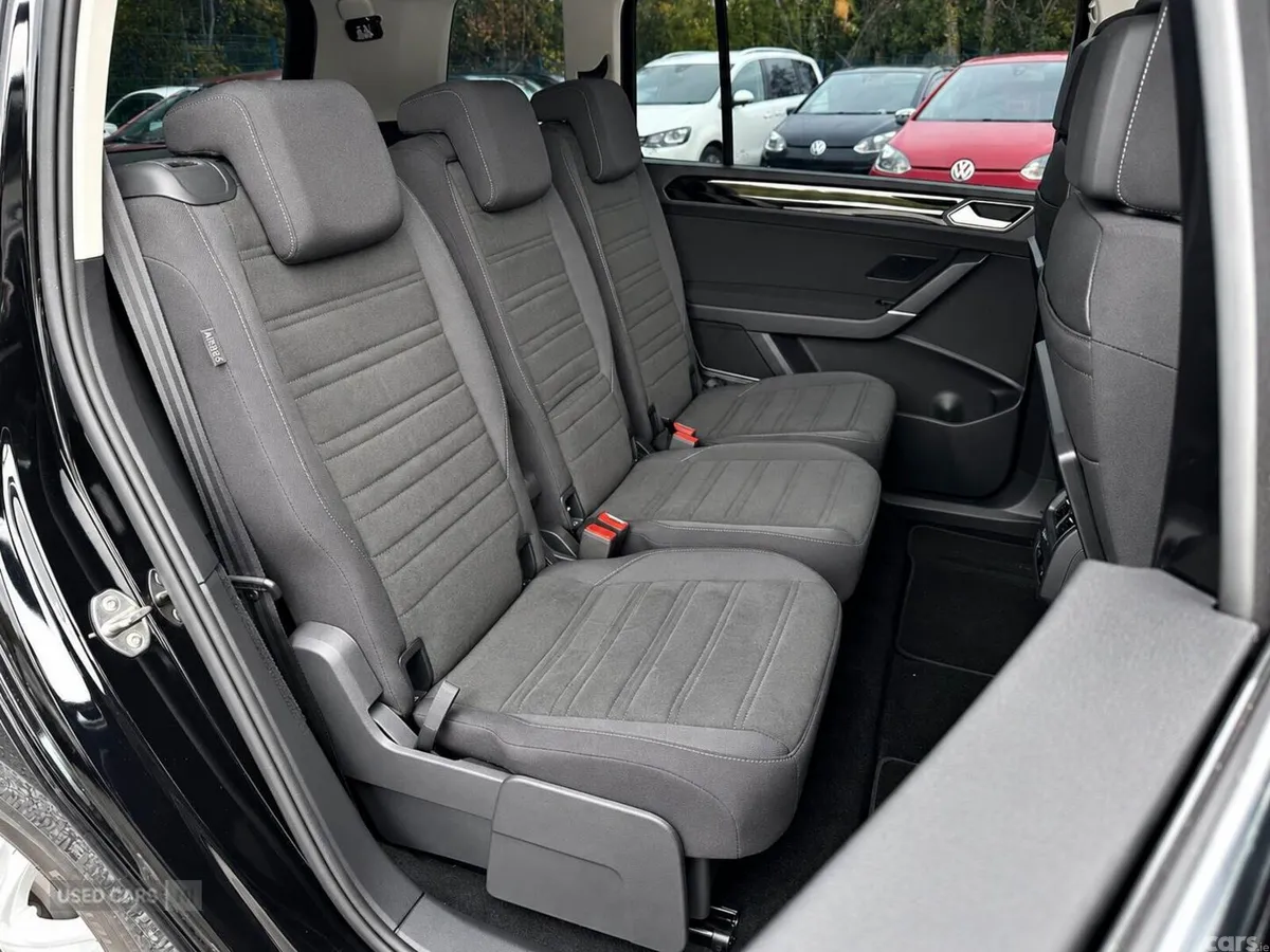 Volkswagen Touran , Petrol, 2016, Black