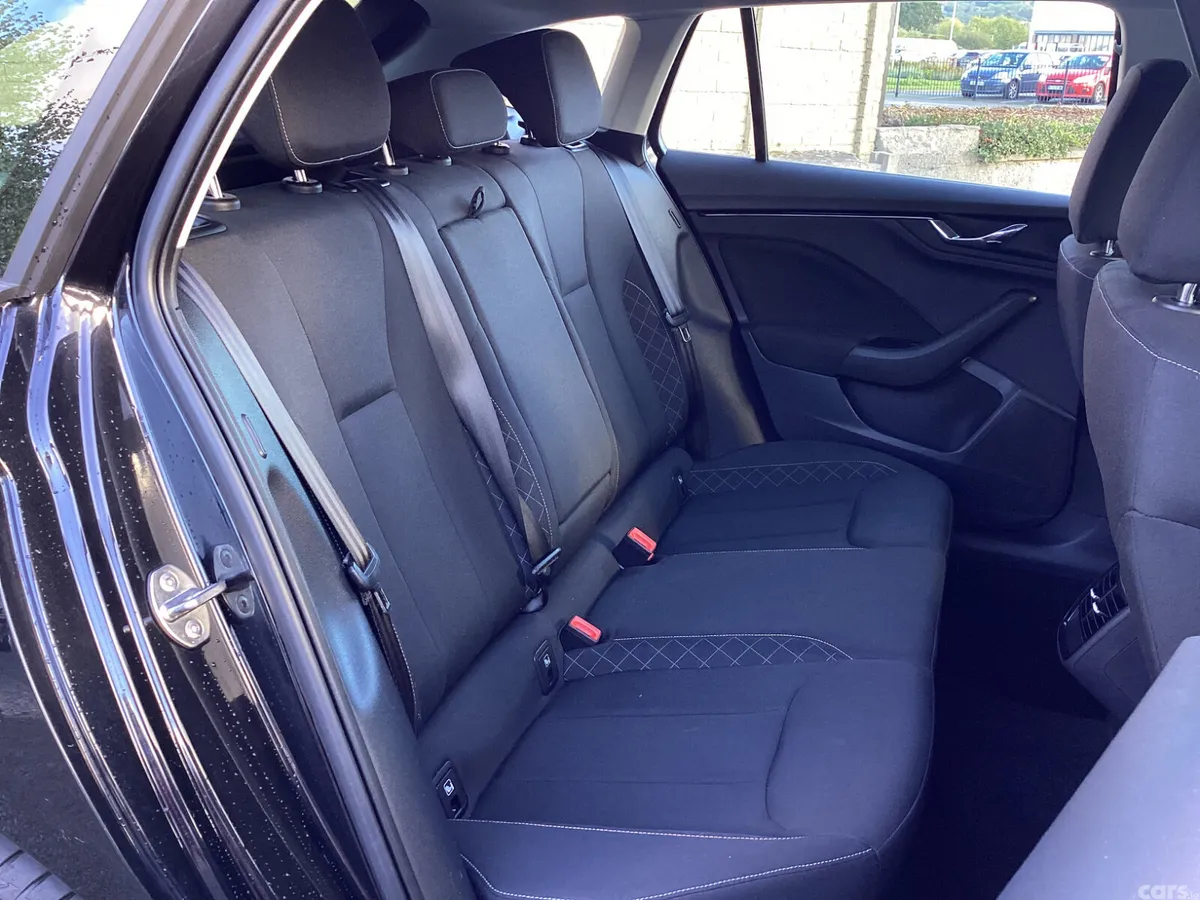 Skoda Scala Hatchback, Petrol, 2019, Black