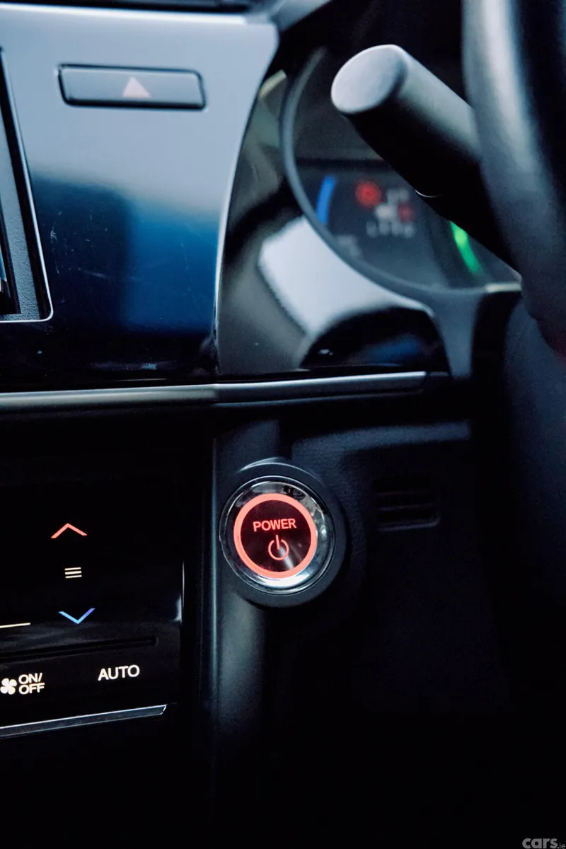 Honda Grace Hatchback, Petrol Hybrid, 2018, Blue
