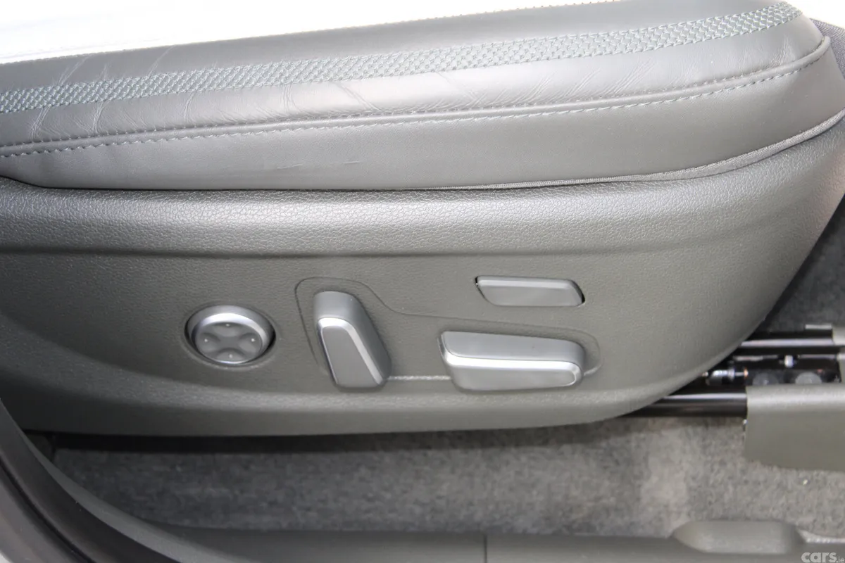 Hyundai Santa Fe SUV, Petrol Plug-in Hybrid, 2023, Grey