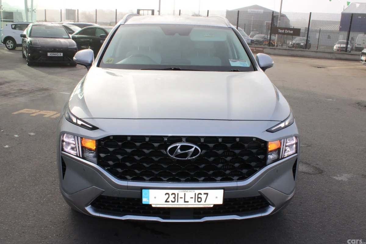 Hyundai Santa Fe SUV, Petrol Plug-in Hybrid, 2023, Grey