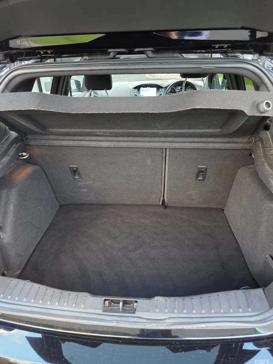 Ford Focus Hatchback, Diesel, 2018, Grey