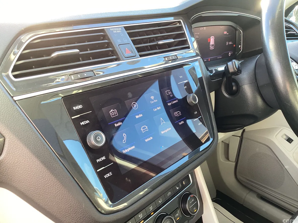 Volkswagen Tiguan SUV, Diesel, 2019, Black