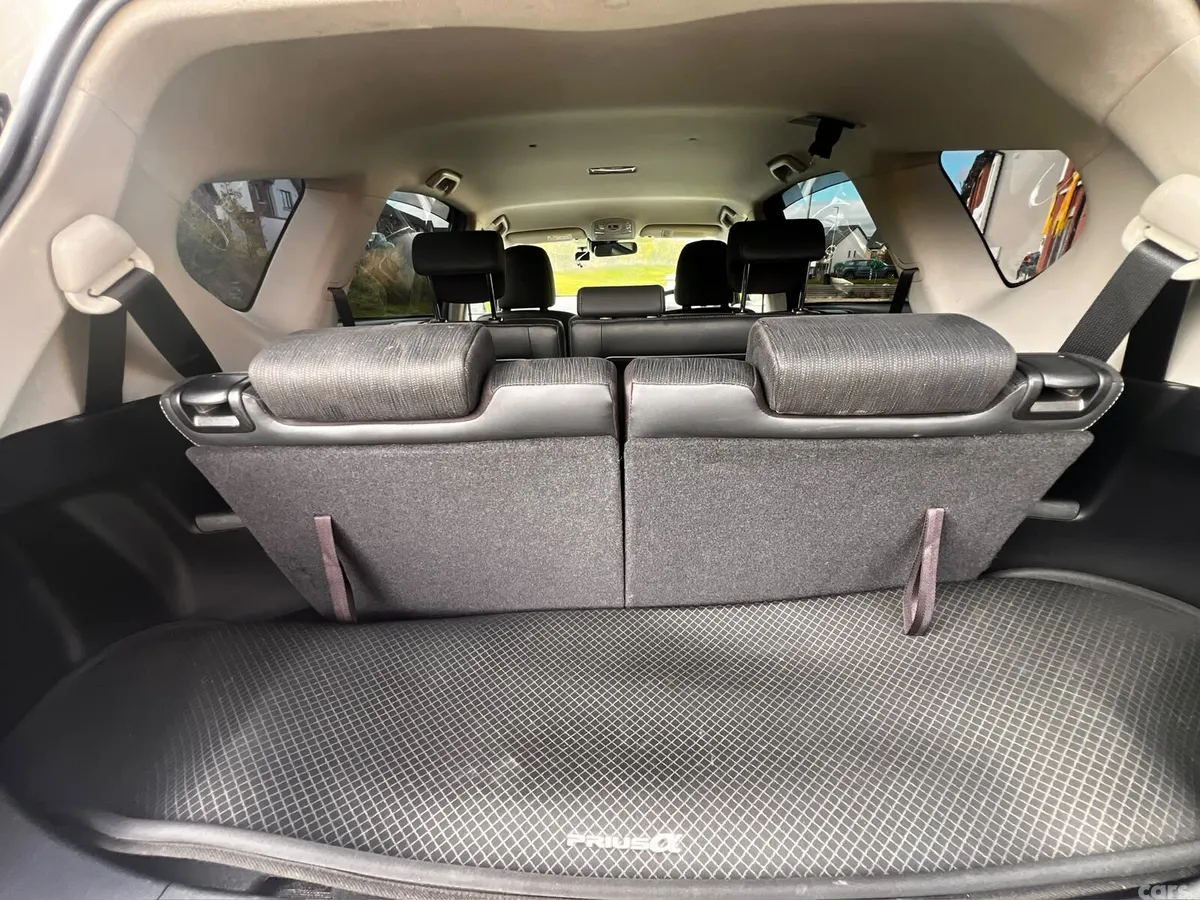 Toyota Prius MPV, Petrol Hybrid, 2015, White