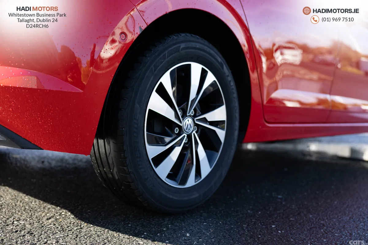 Volkswagen Polo Hatchback, Petrol, 2018, Red
